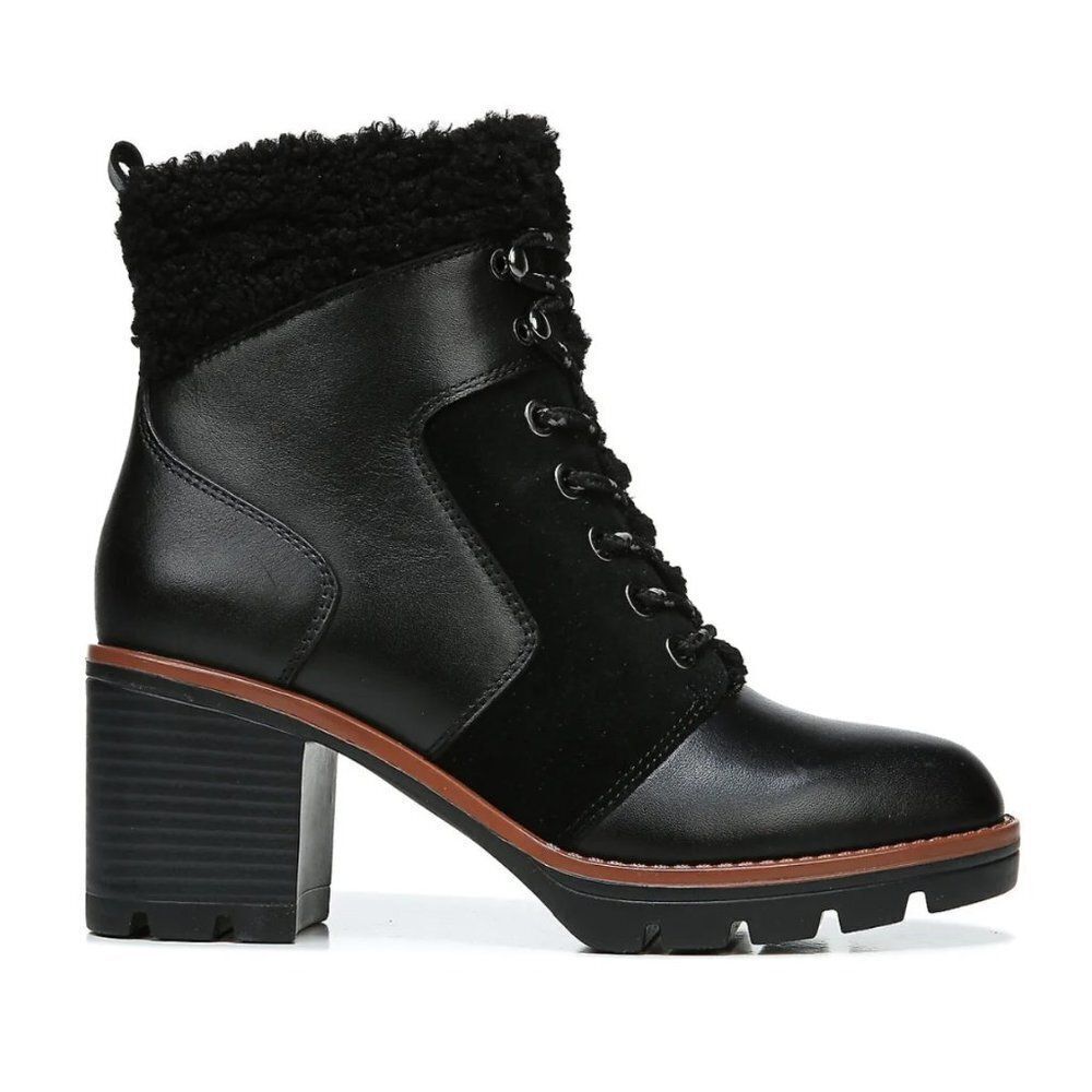 Naturalizer Val Waterproof Ankle Boot (WIDE) - Picture 6 of 13